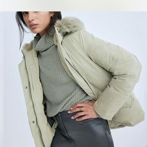 Aritzia Mont Blanc Short Parka in Basil Green